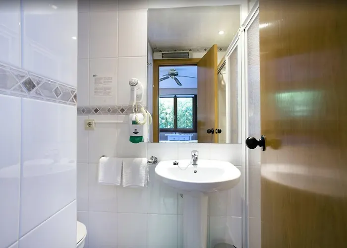 Monte Ulia Отель *